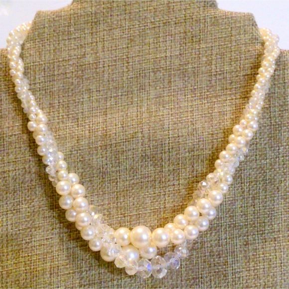 Vintage RMN Signed Twisted Faux Pearl and Glass Crystal Necklace * - Picture 2 of 4